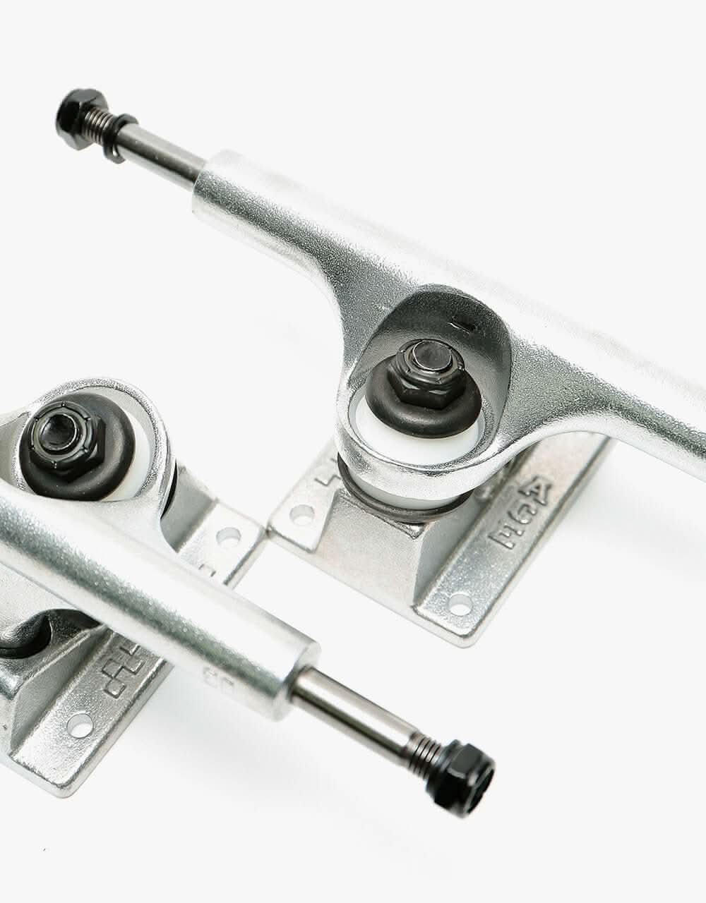 Ace 03 Low Skateboard Trucks - Polished (Pair) - Image 4