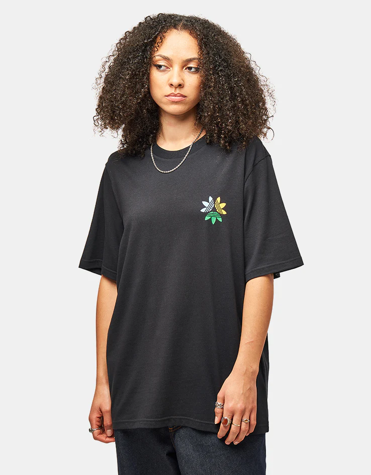 adidas Pinwheel Trefoil T-Shirt - Black/Crew Yellow - Image 5