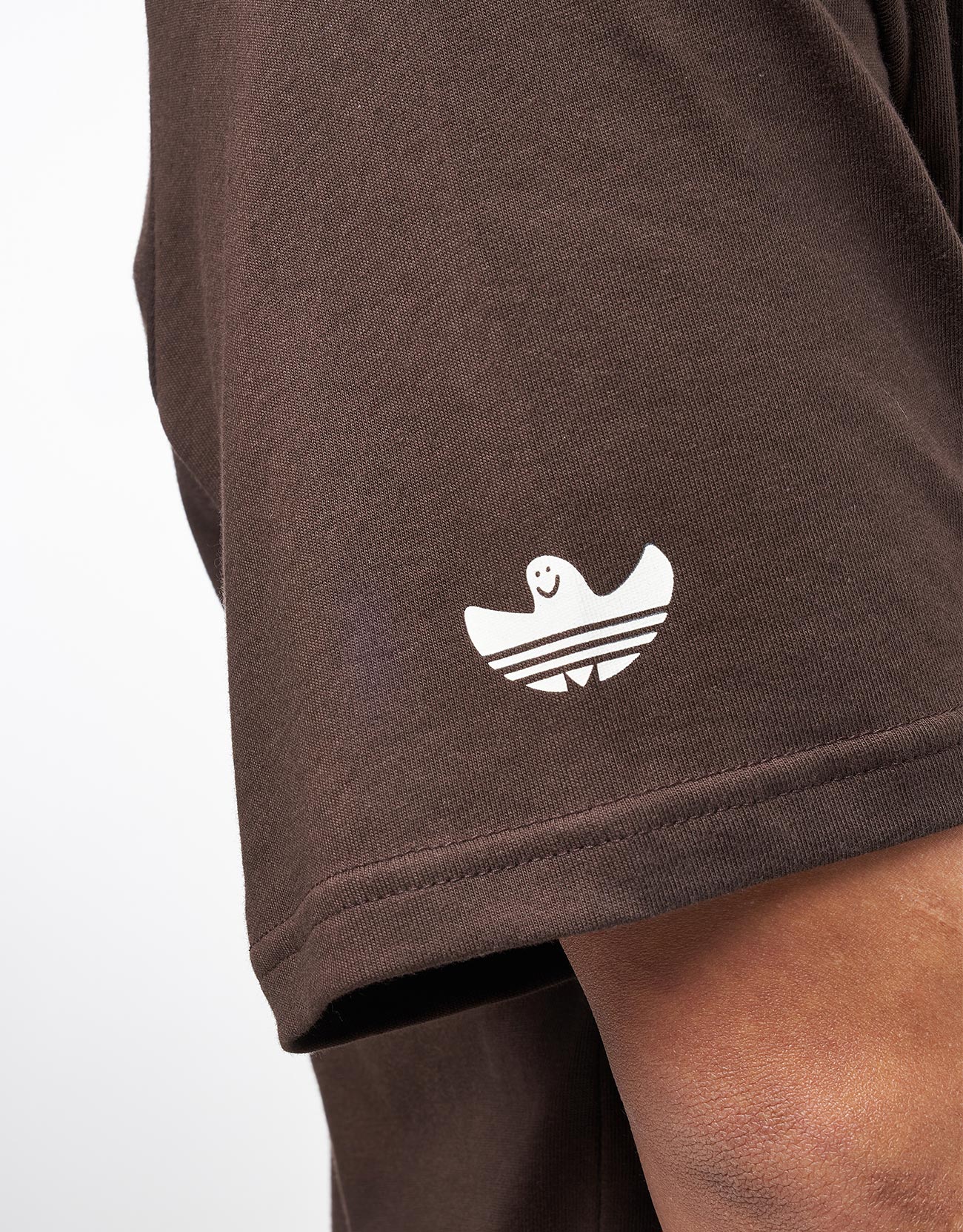 adidas Shmoo G T-Shirt - Dark Brown/White - Image 4