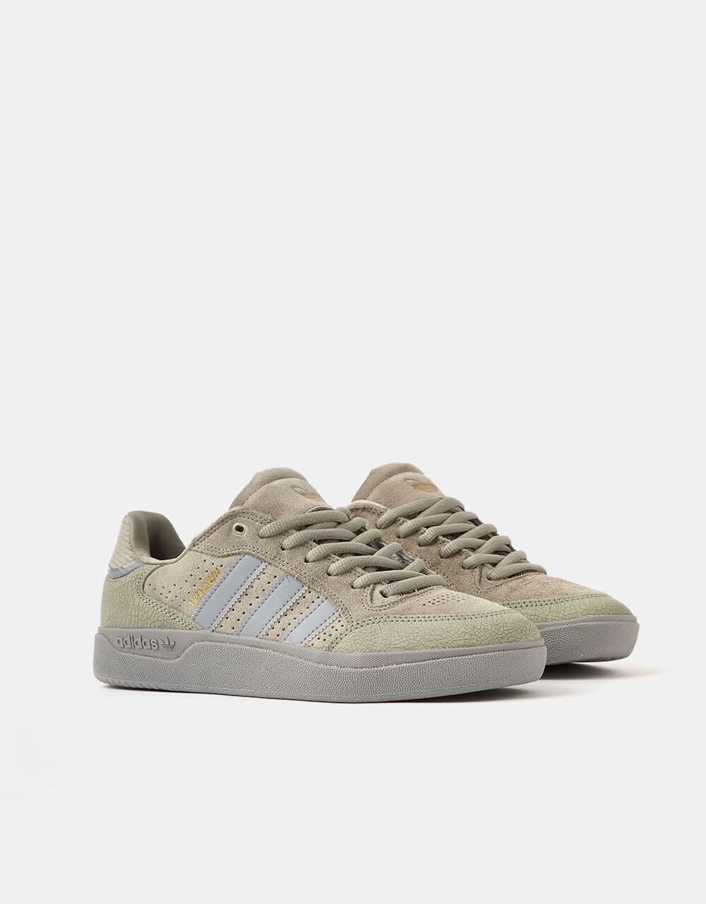 adidas Tyshawn Low Skate Shoes - Silver Pebble/Grey/Gold Metallic - Image 3
