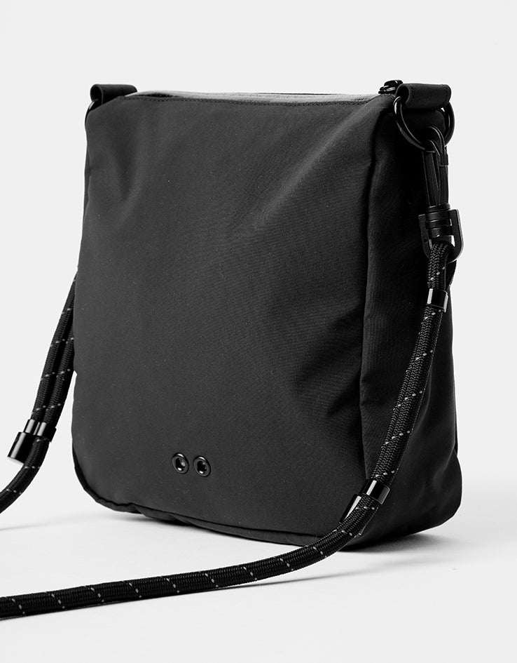 Carhartt WIP Bowden Shoulder Bag - Black - Image 4