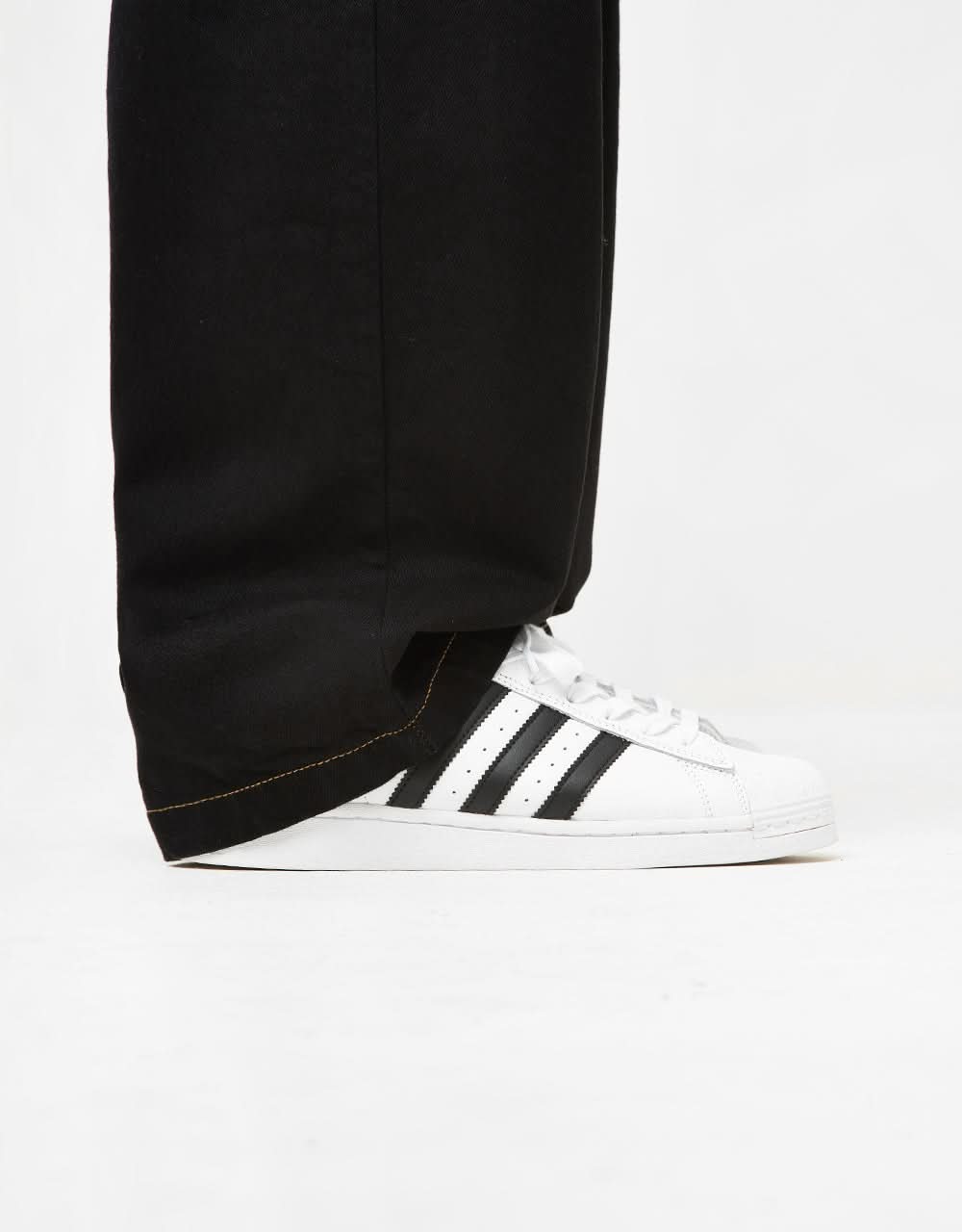 Carhartt WIP Brandon Pant - Black (Rinsed) - Image 8