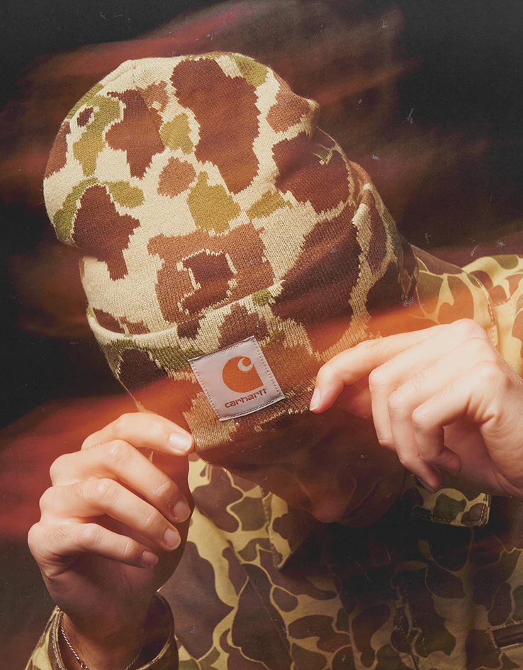 Carhartt WIP Camo Duck Beanie - Camo Duck Jacquard/Green - Image 4