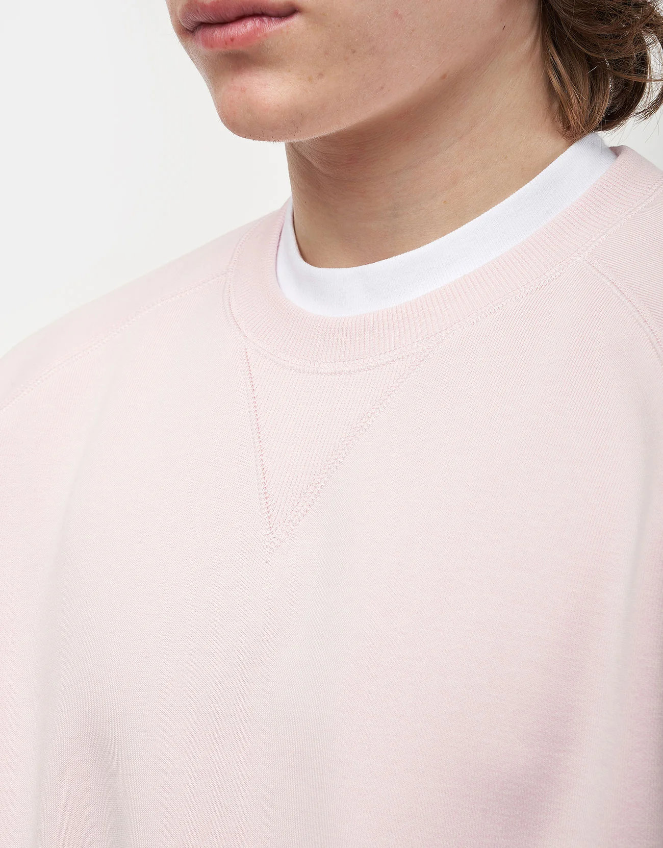 Carhartt WIP Chase Sweatshirt - Air Pink/Gold - Image 4