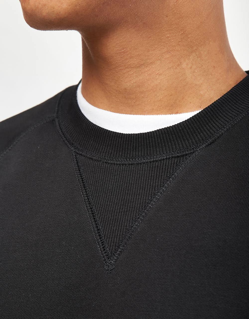 Carhartt WIP Chase Sweatshirt - Black/Gold - Image 5