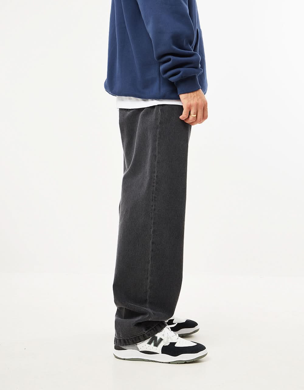 Carhartt WIP Landon Pant - Black (Heavy Stone Wash) - Image 4