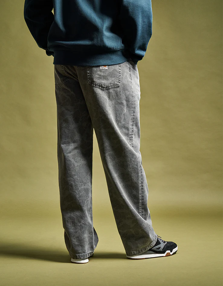 Carhartt WIP Landon Pant - Camo Duck/Black (Heavy Bleached) - Image 10