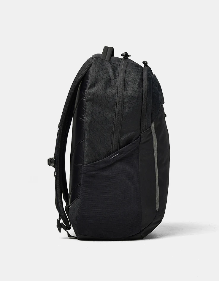 Columbia Atlas Explorer™ II 26L Backpack - Black - Image 3