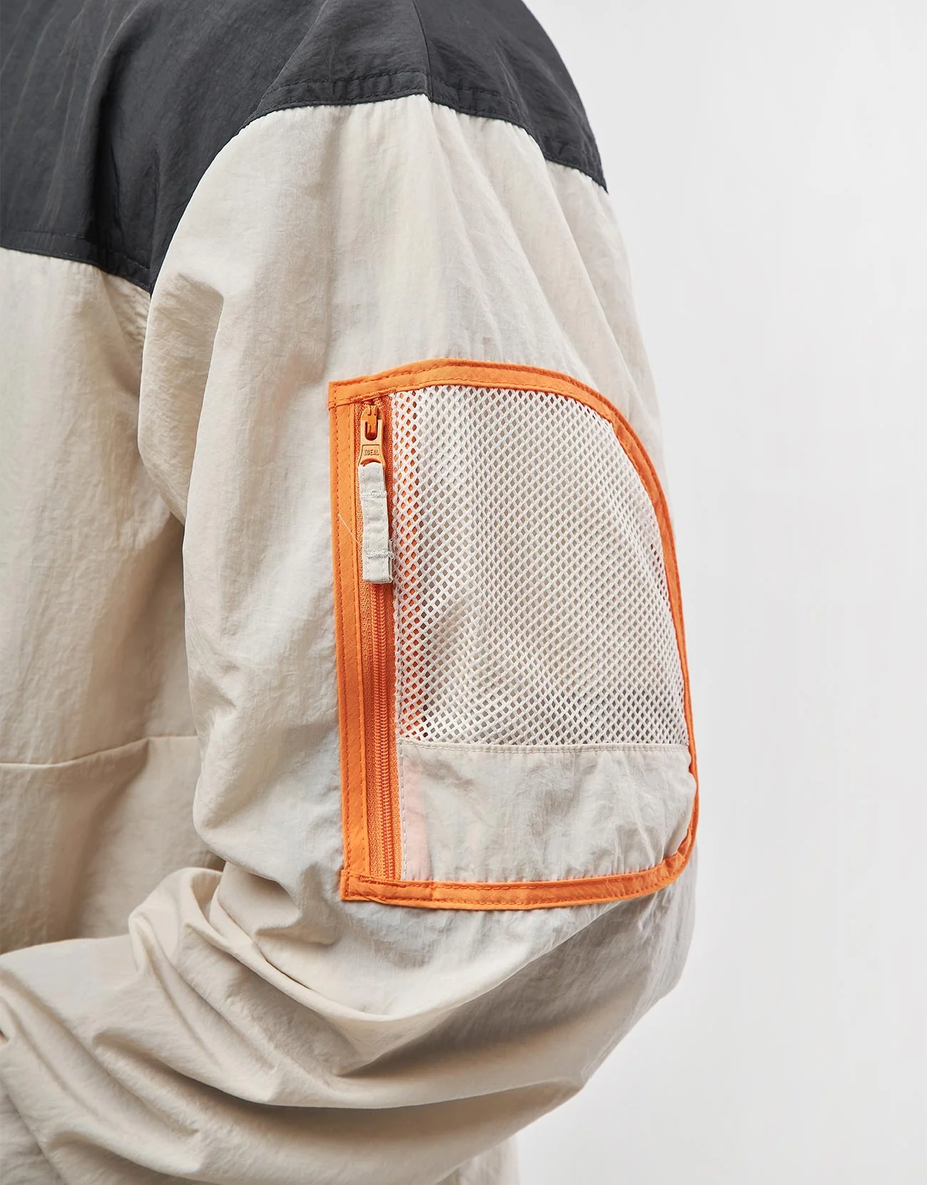 Columbia Challenger™ Windbreaker Anorak - Dark Stone/Shark - Image 3