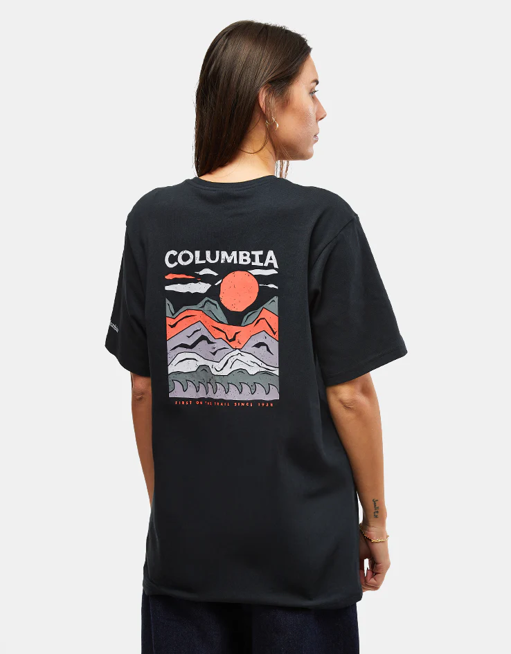 Columbia Explorers Canyon™ Back SS T-Shirt - Black/Peaks And Waves - Image 6