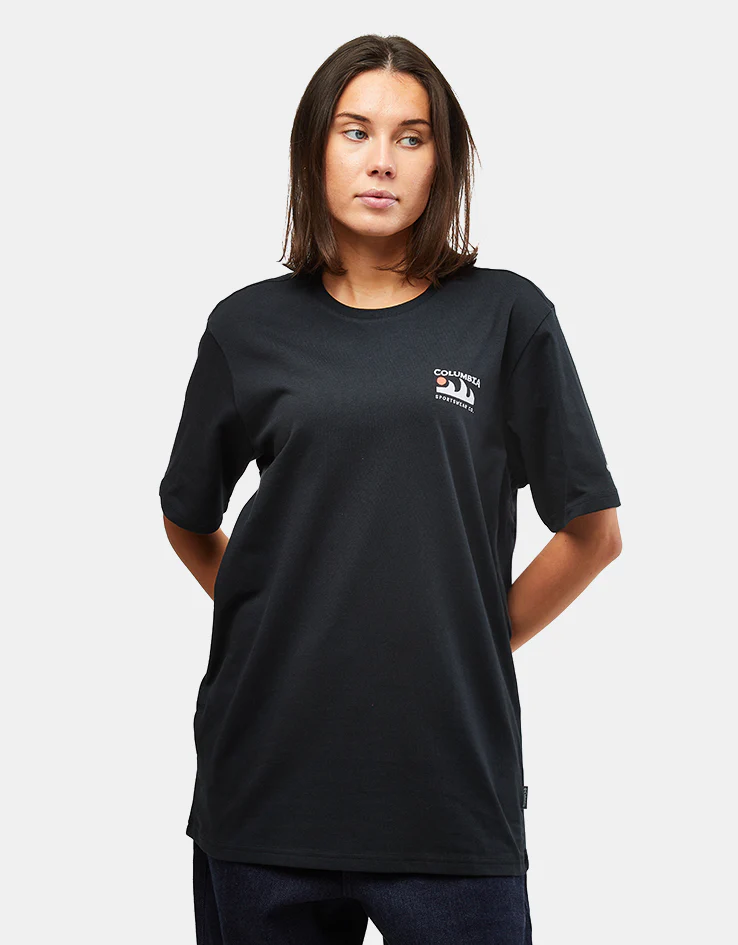 Columbia Explorers Canyon™ Back SS T-Shirt - Black/Peaks And Waves - Image 7