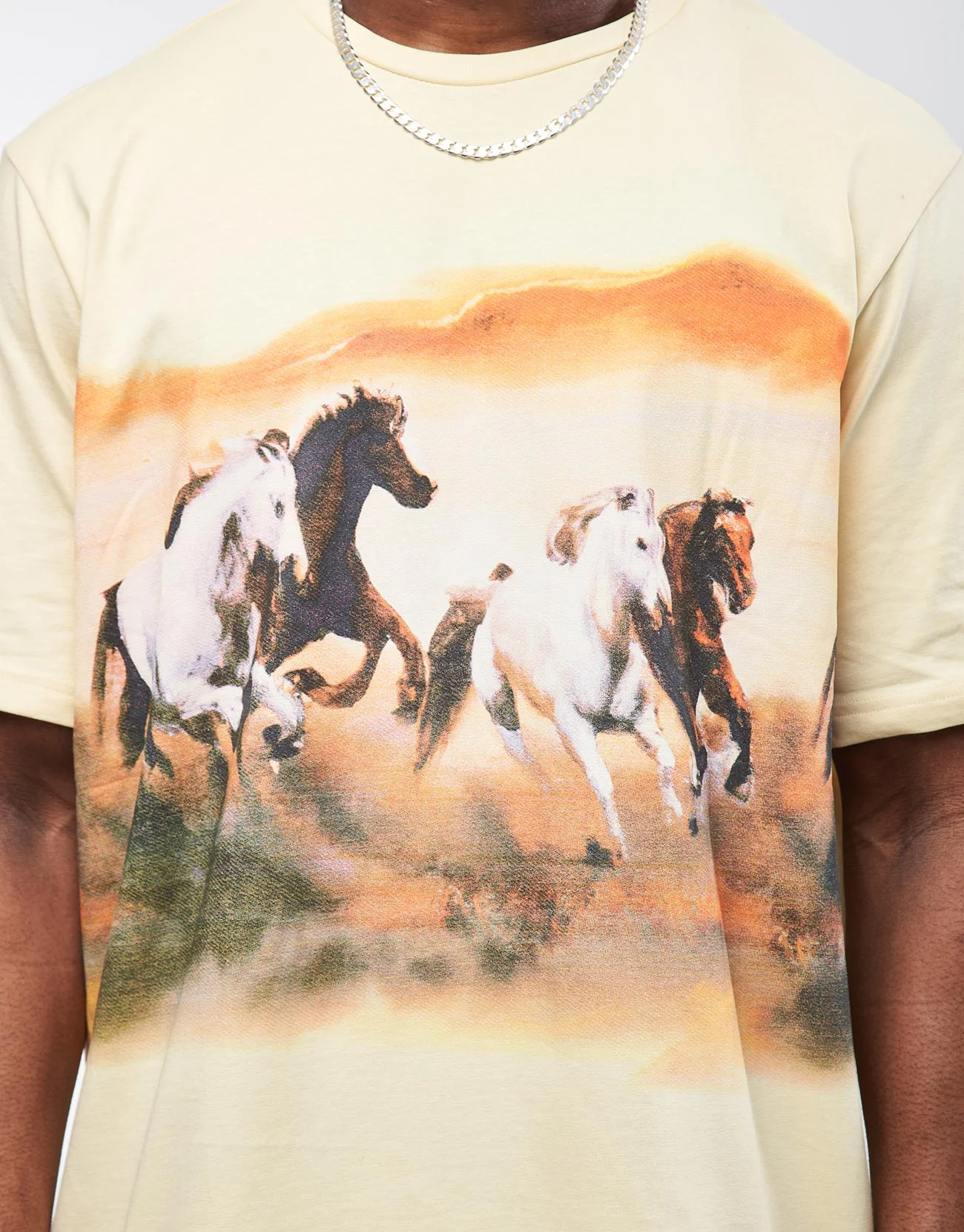 Columbia Explorers Canyon™ T-Shirt - Lemon Wash/Wildly & Free - Image 3