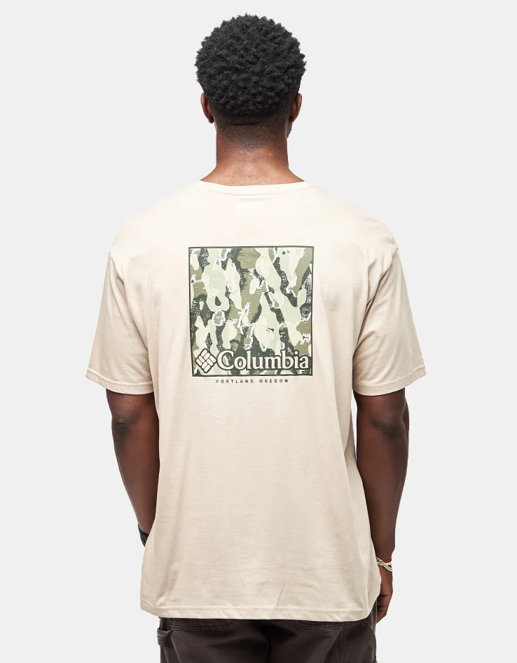 Columbia North Cascades™ Short Sleeve T-Shirt - Dark Stone/Framed Treebark