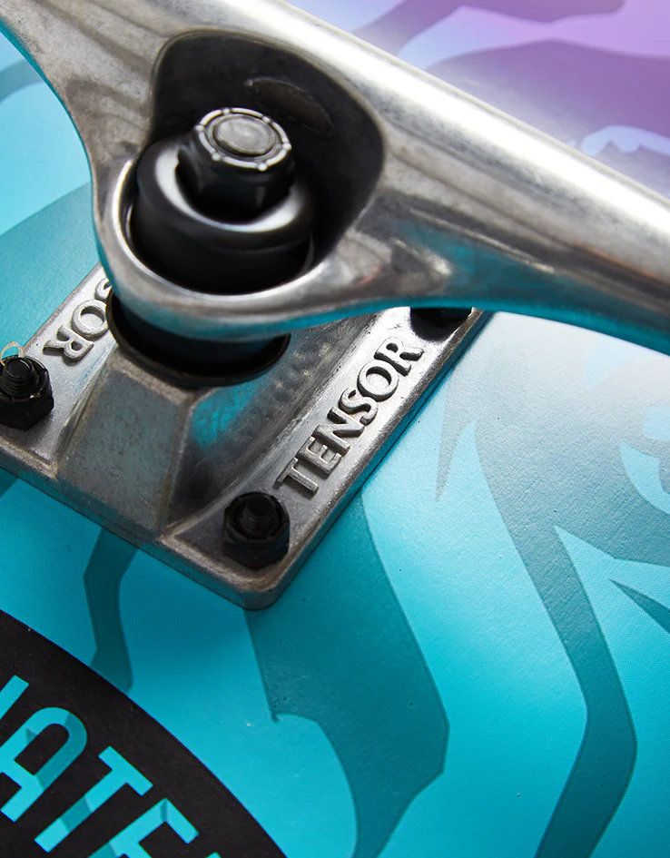 Darkstar x Madballs Official Fade Complete Skateboard - 8.25" - Image 6
