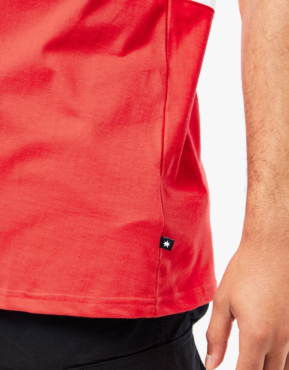 DC Glen End T-Shirt - Racing Red - Image 5