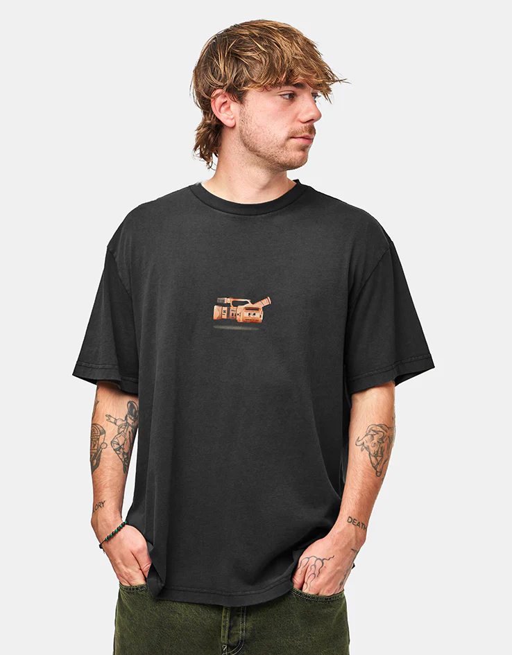 DC Handycam T-Shirt - Black - Image 2