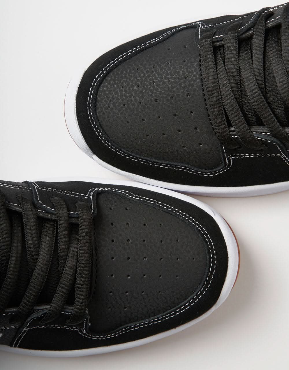DC Lynx Zero Skate Shoes - Black/Black/White - Image 5