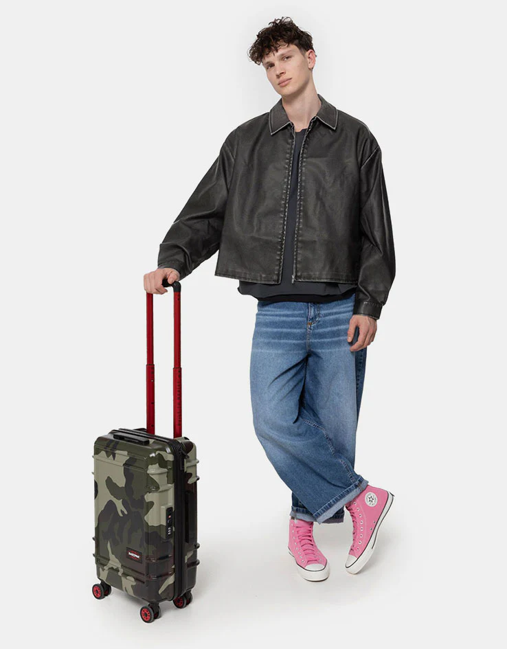 Eastpak Resist'R Zip Cabin Luggage - Camo - Image 2