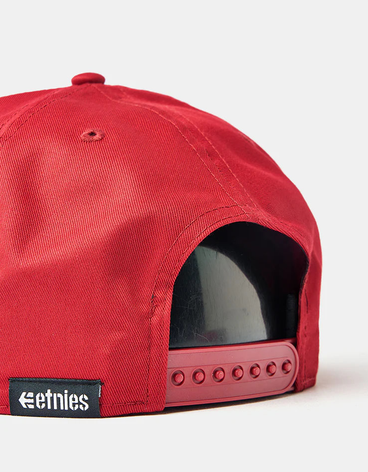 Etnies Corp Snapback Cap - Red/White - Image 3