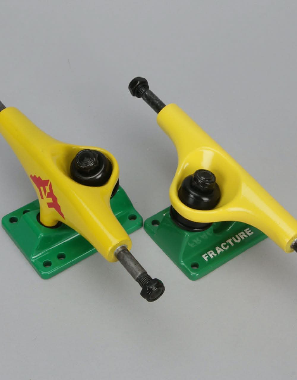 Fracture Wings V3 5.0 Low Truck - Rasta (Pair) - Image 4