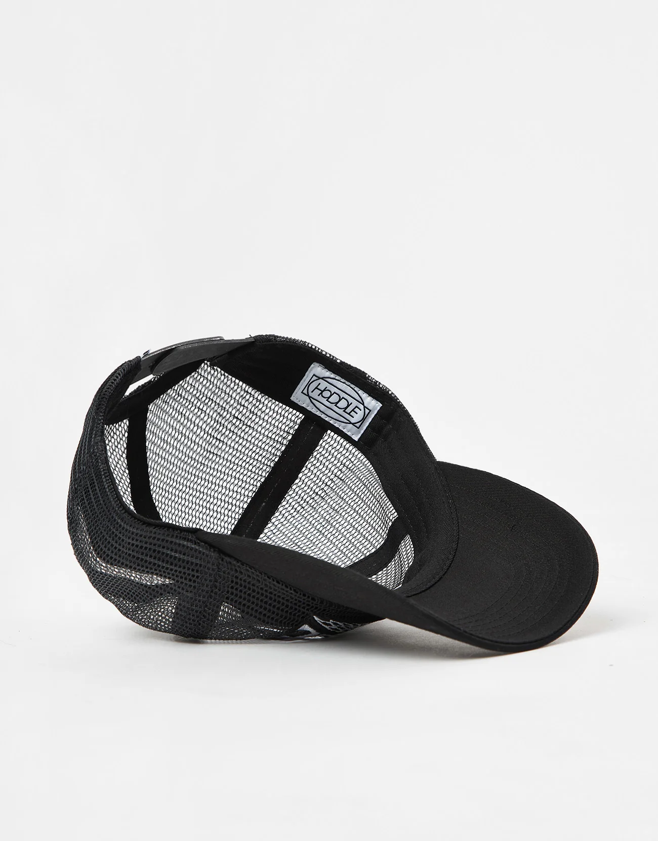 Hoddle Heart Trucker Cap - Black/White - Image 5