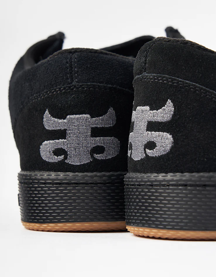 IPATH Cats Skate Shoes - Black Suede - Image 5