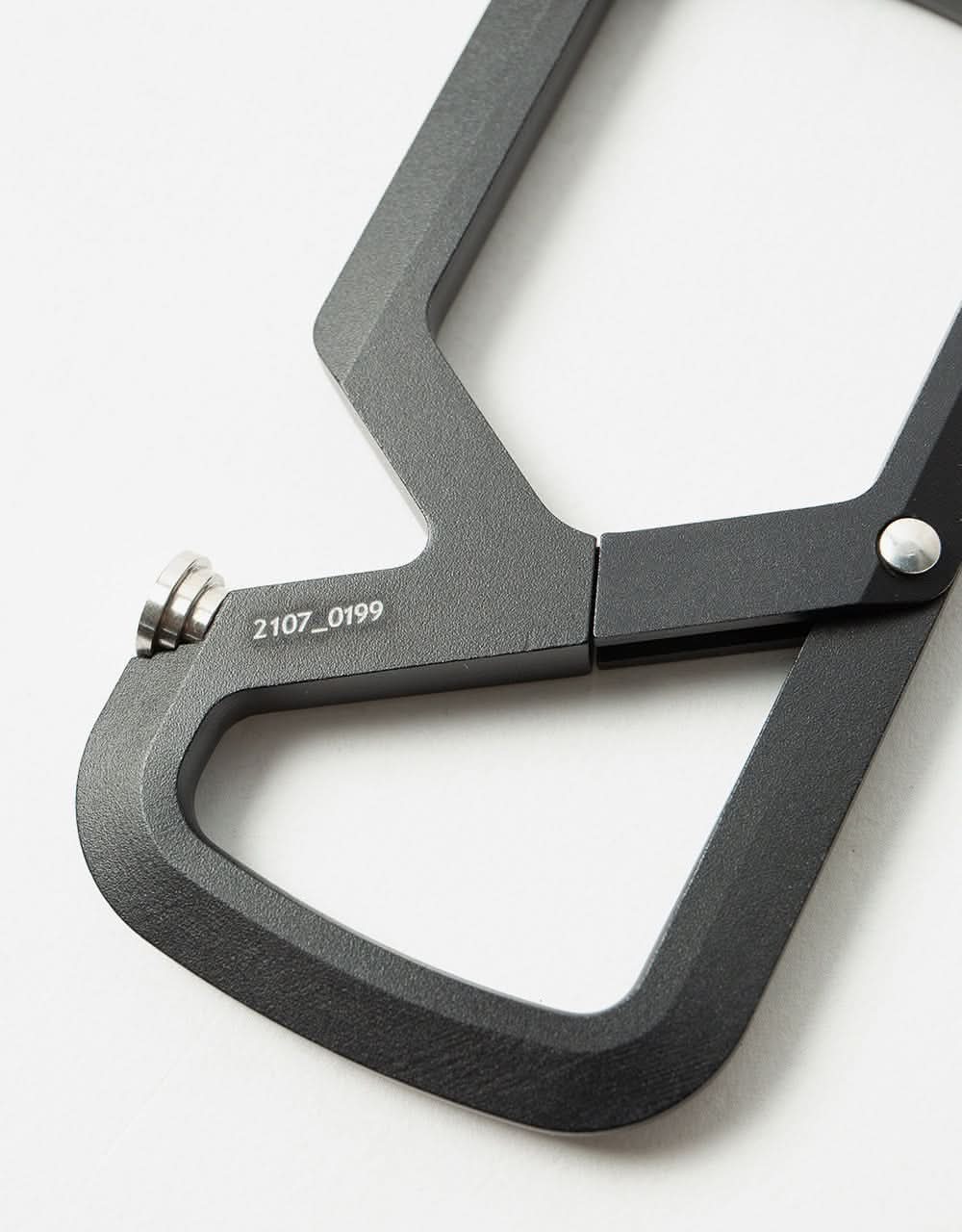 James The Mehlville 'Carabiner' Keychain - Black/Stainless - Image 4