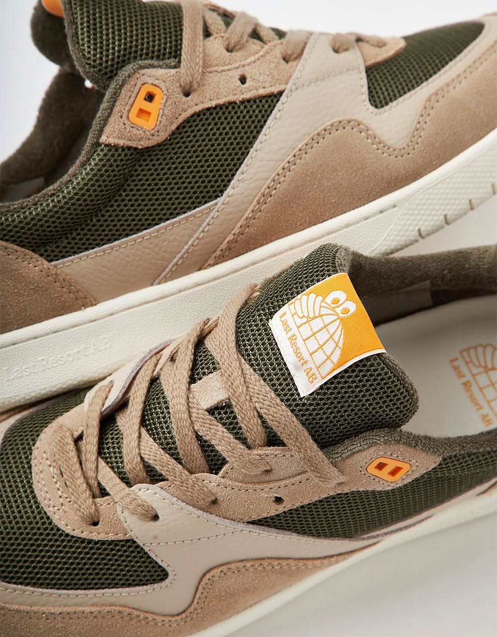 Last Resort AB CM002 Lo Skate Shoes - Tactile Green/White - Image 4