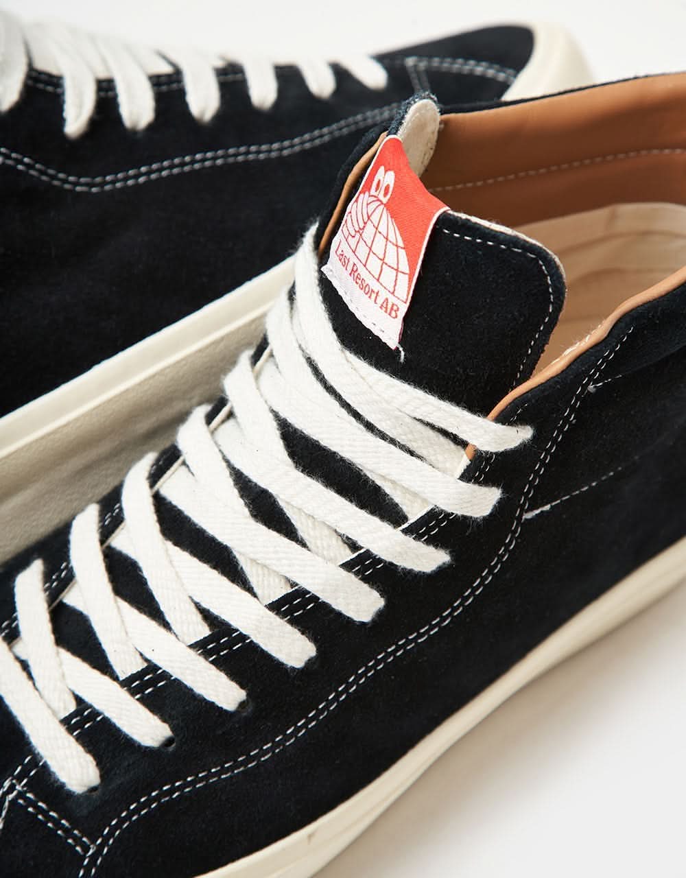 Last Resort AB VM003 Suede Hi Skate Shoes - Black/White - Image 3