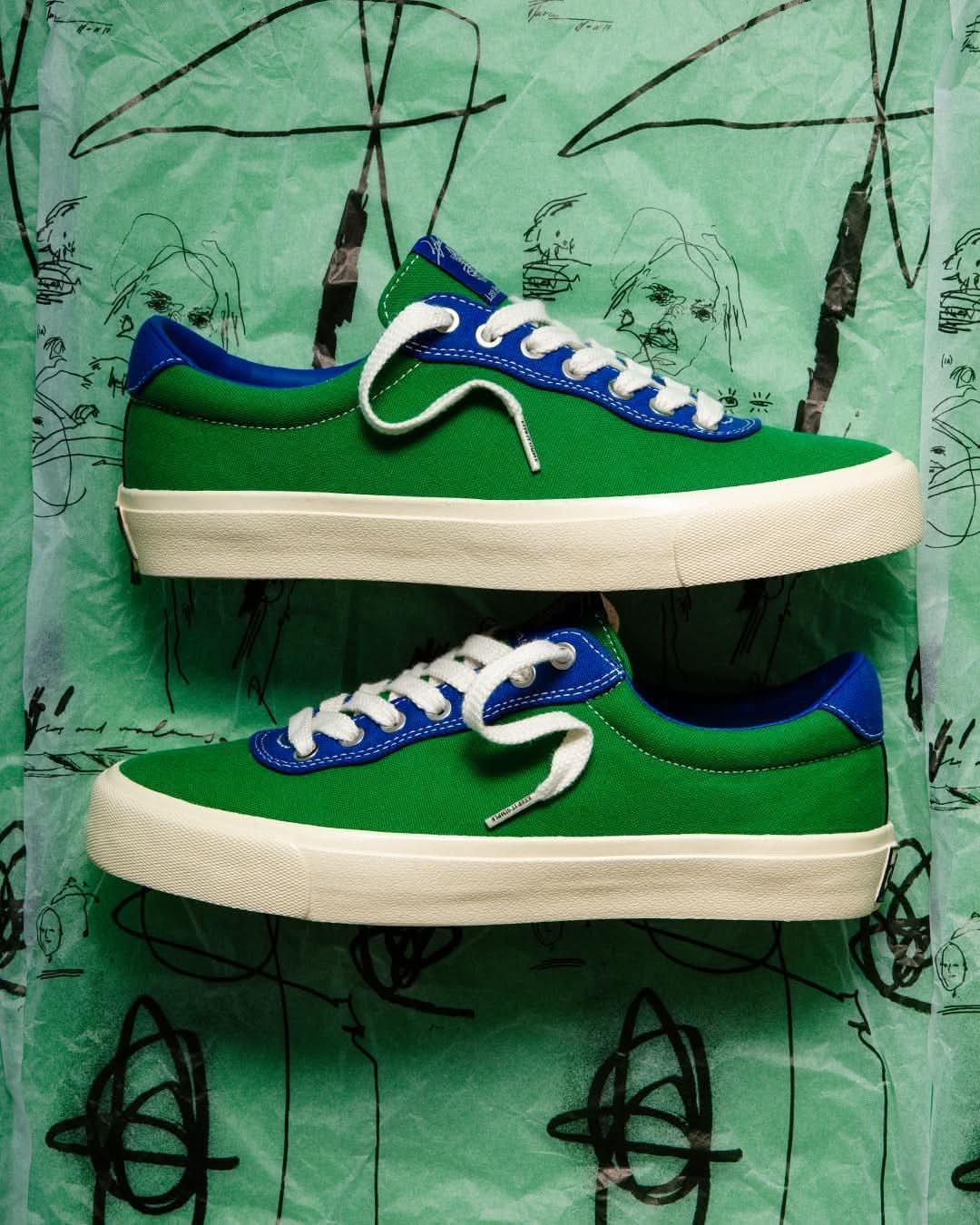 Last Resort AB x Julian Smith VM001 Lo Canvas Skate Shoes - Kelly Green/Klein Blue - Image 2
