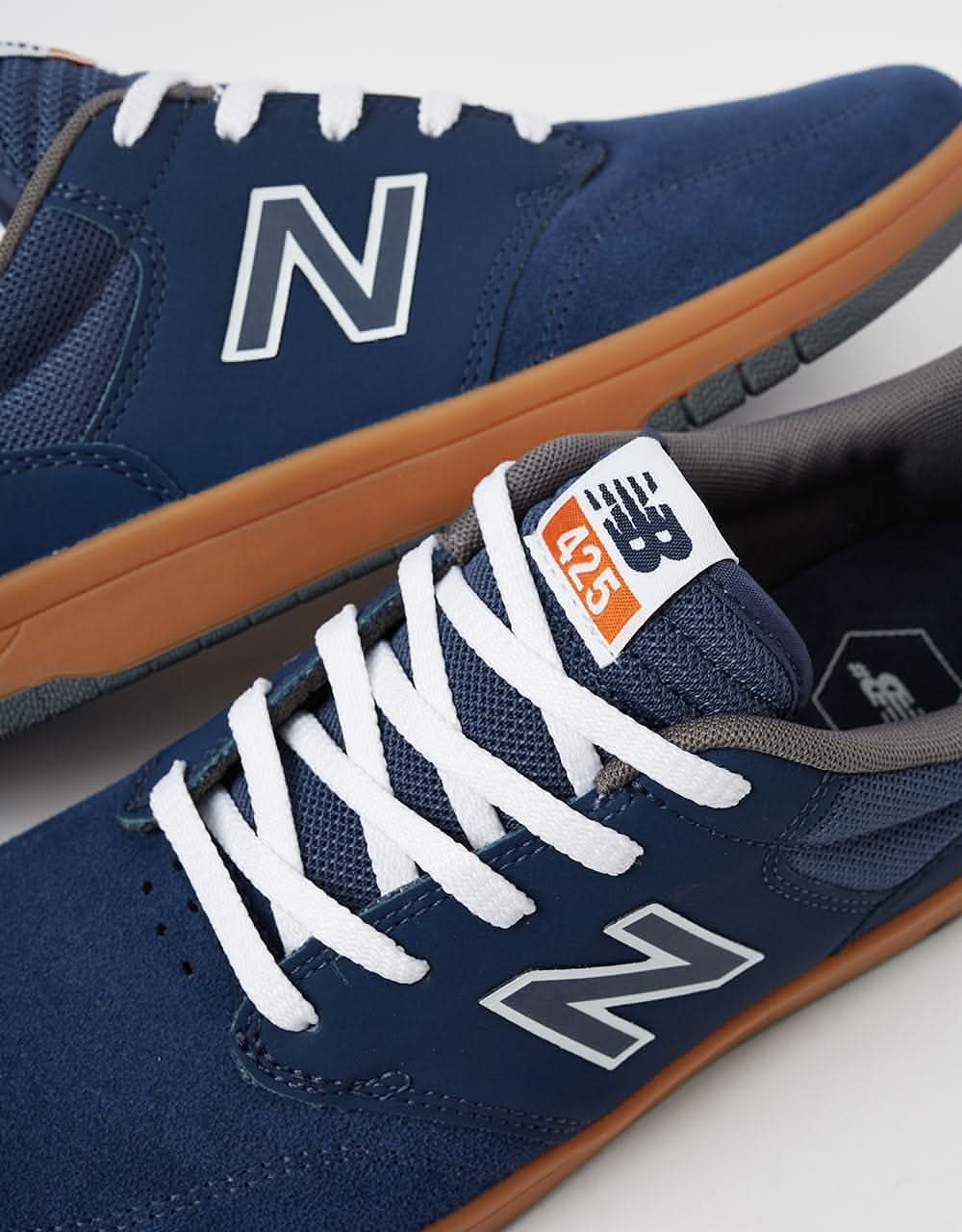 New Balance Numeric 425 Skate Shoes - Navy/Gum - Image 2