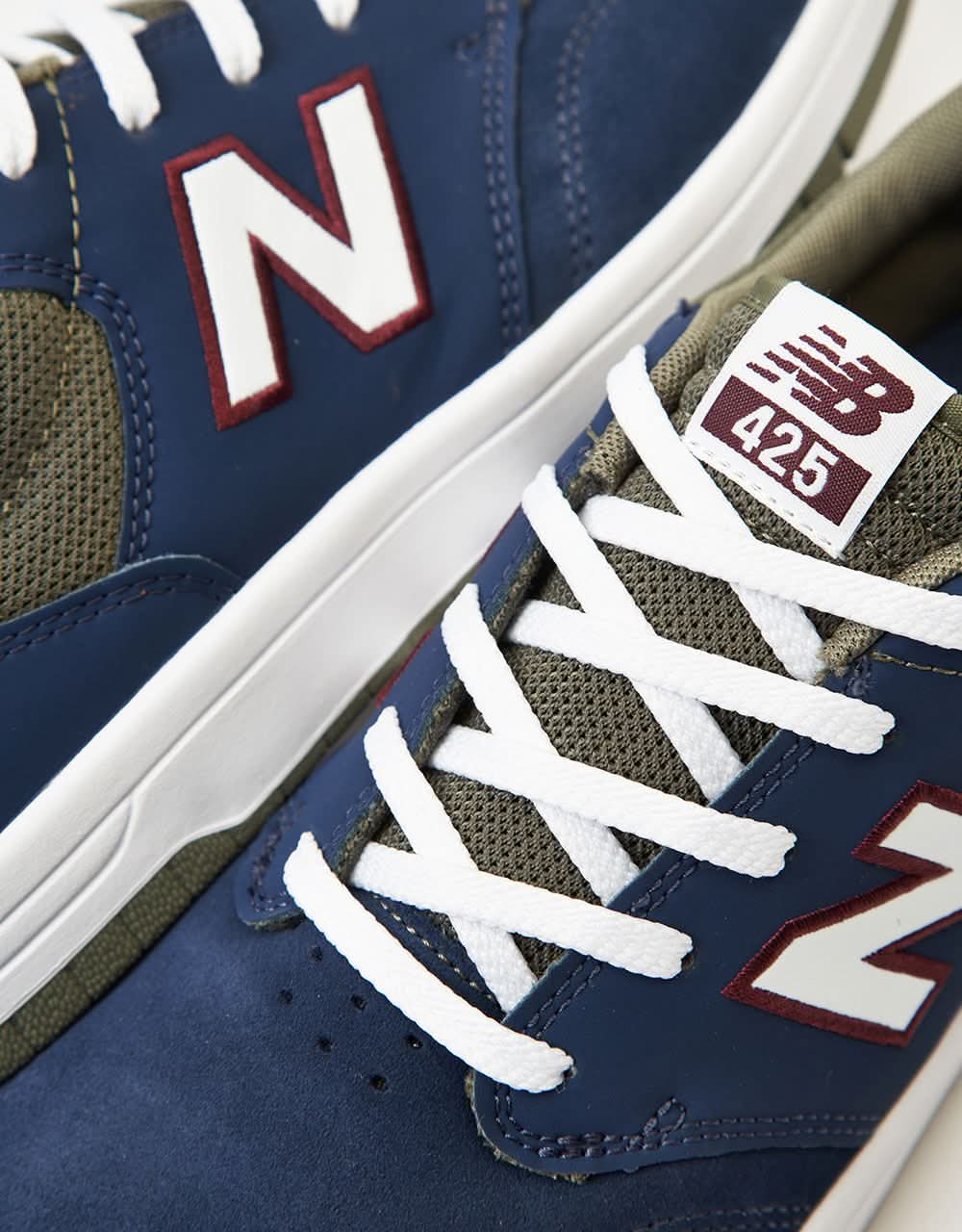 New Balance Numeric 425 Skate Shoes - Navy/Olive - Image 4