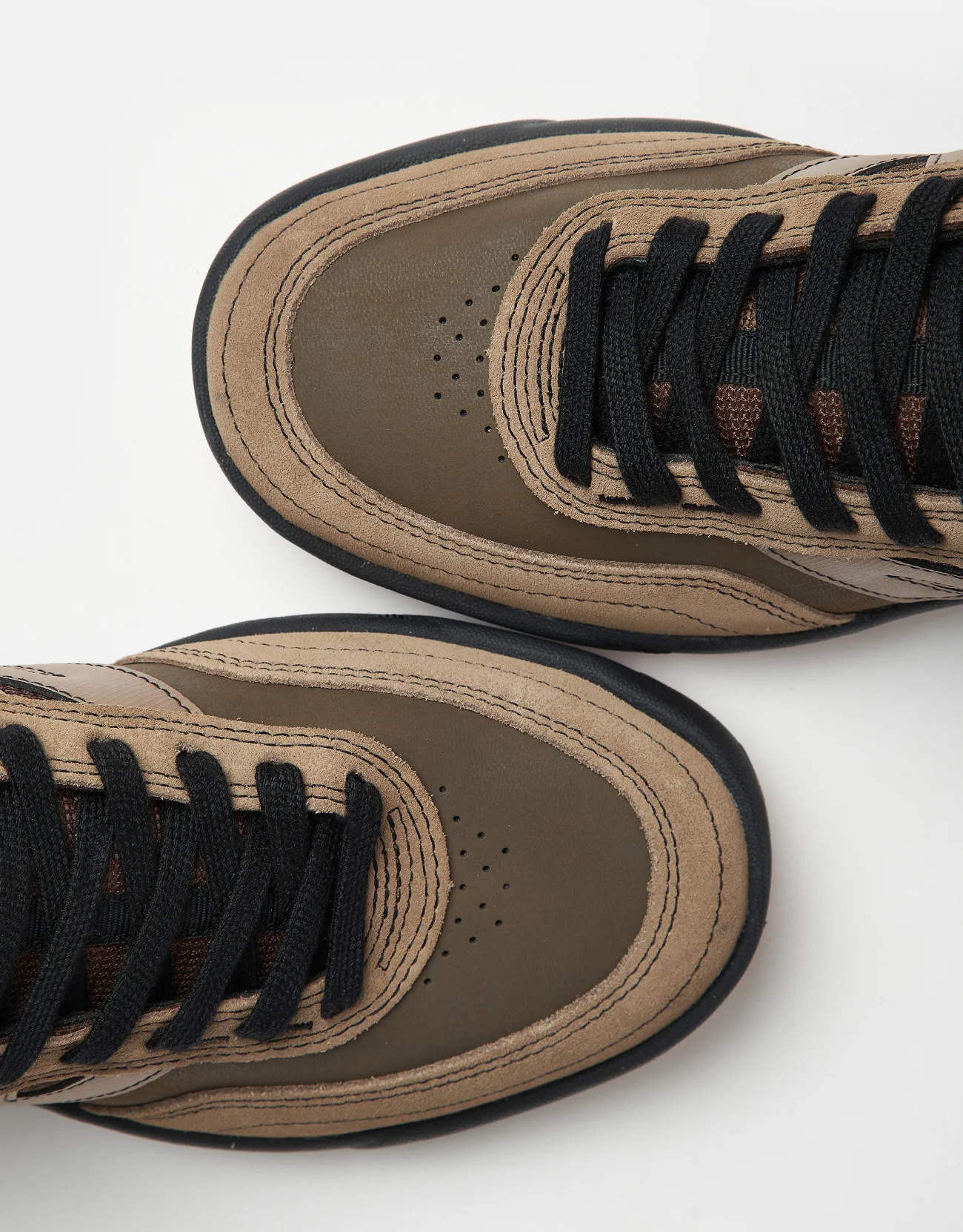 New Balance Numeric 440 V2 High Skate Shoes - Mushroom/Black - Image 7