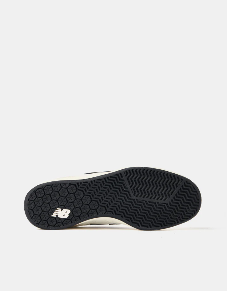 New Balance Numeric 440 V2 Skate Shoes - Sea Salt/Black - Image 2