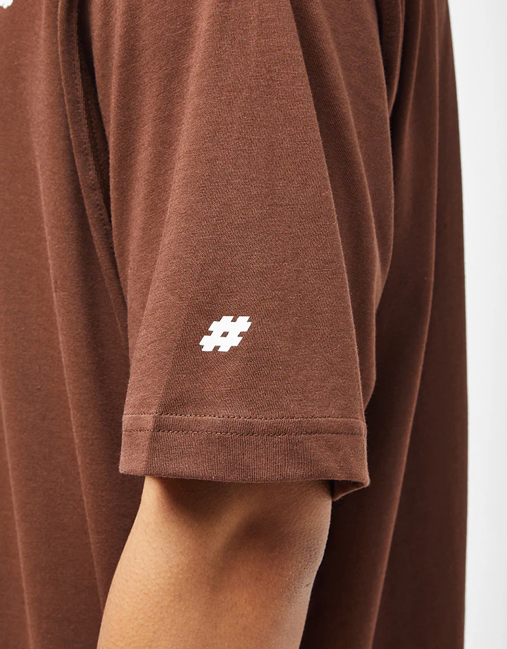 New Balance Numeric Small Logo T-Shirt - Brown - Image 4