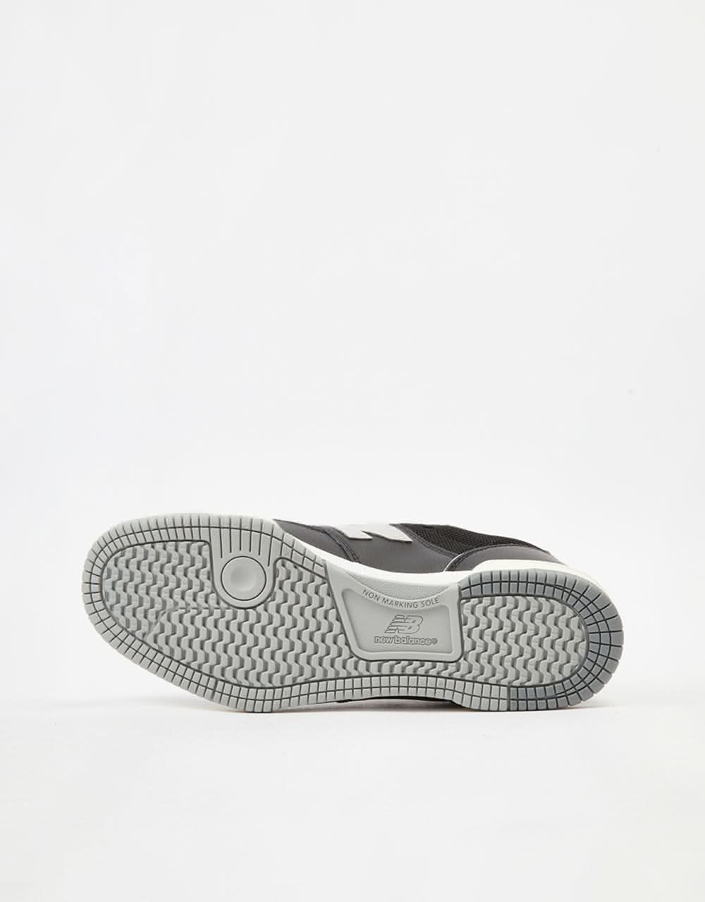 New Balance Numeric Tom Knox 600 Skate Shoes - Black/Grey - Image 2