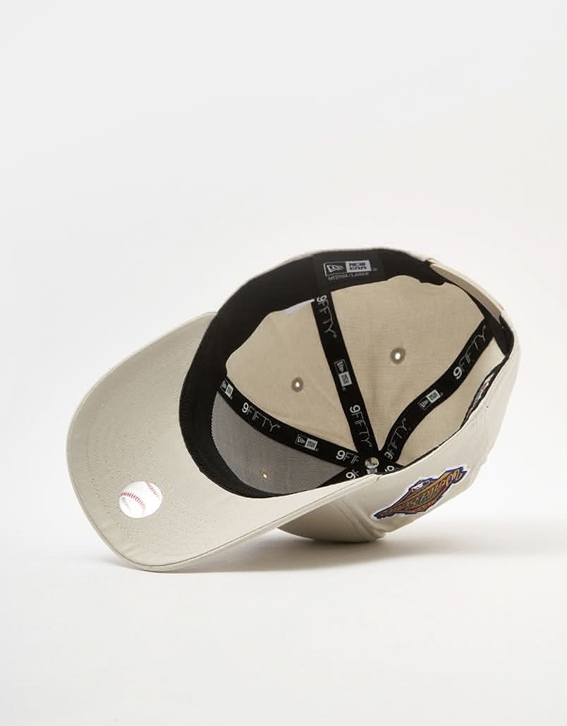 New Era 9Fifty® New York Yankees Team Colour Stretch Snapback Cap - Stone/Dark Royal - Image 6