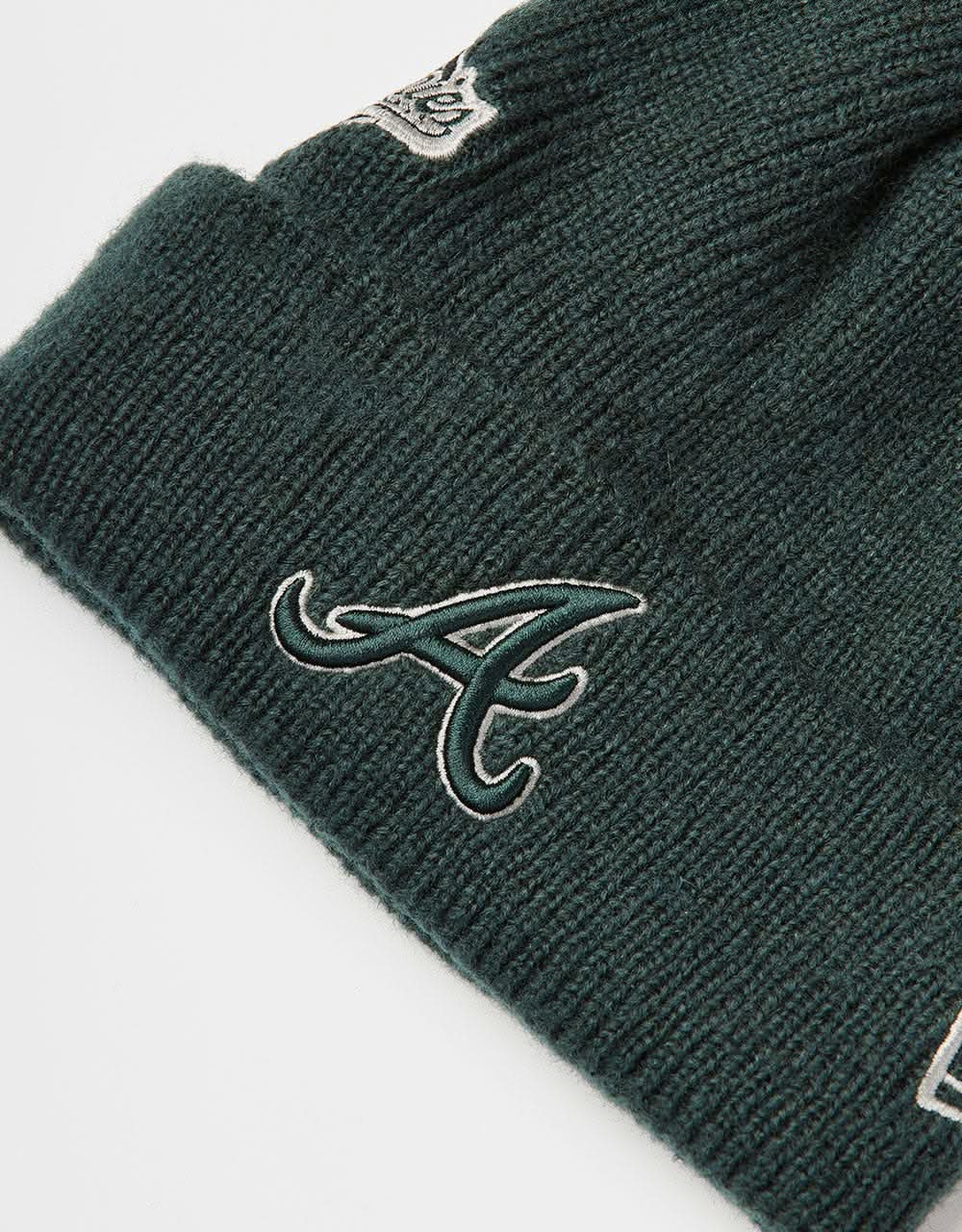 New Era Atlanta Braves World Series Patch Beanie - Dark Green - Image 2
