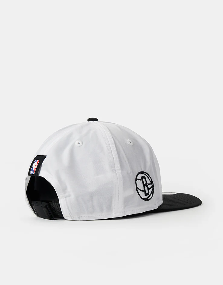 New Era Brooklyn Nets NBA Draft Golfer Strapback Cap - White/Black - Image 6