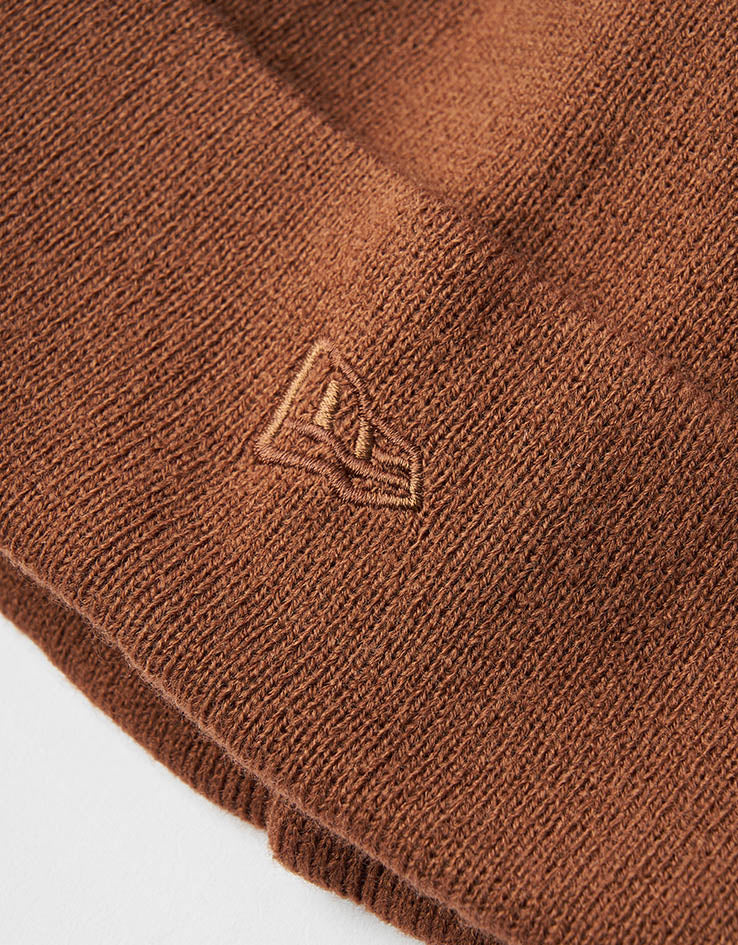 New Era Los Angeles Dodgers League Essential Beanie - Medium Brown - Image 4