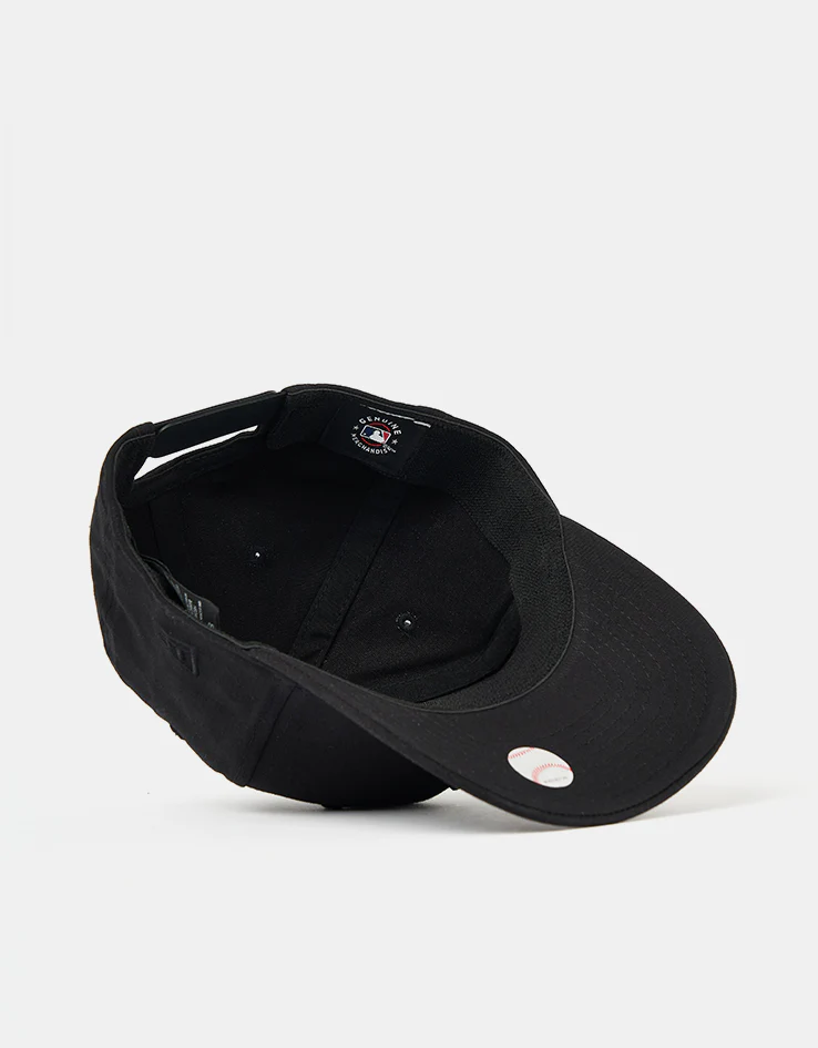 New Era Los Angeles Dodgers Monochrome 9Seventy® Snapback Cap - Black/Black - Image 5