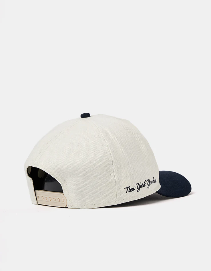 New Era New York Yankees Script PC Golfer Snapback Cap - Ivory/Navy - Image 4