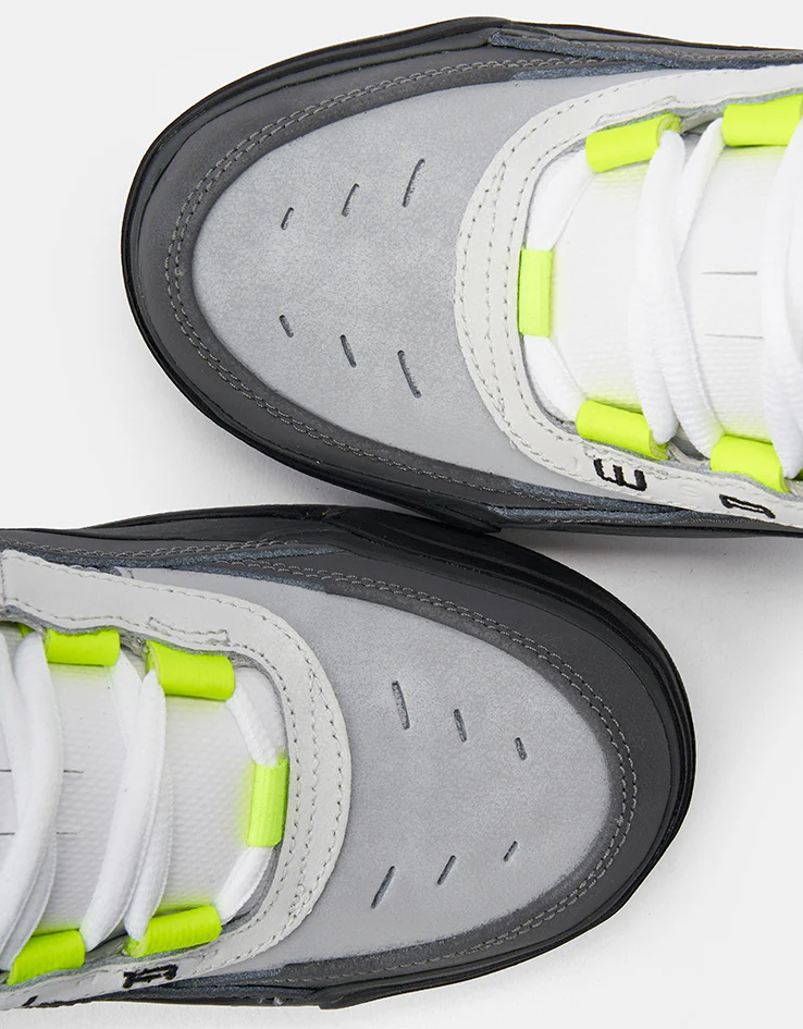 Nike SB Air Max Ishod Skate Shoes - Black/Neon Yellow-Anthracite-Lt Graphite - Image 4