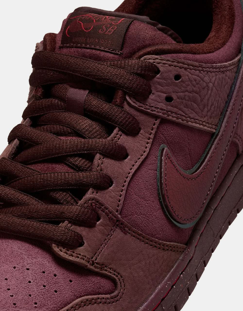 Nike SB 'City of Love' Dunk Low Premium Skate Shoes - Burgundy Crush/Dk Team Red-Earth-Dk Pony-Univ Red-Earth - Image 11