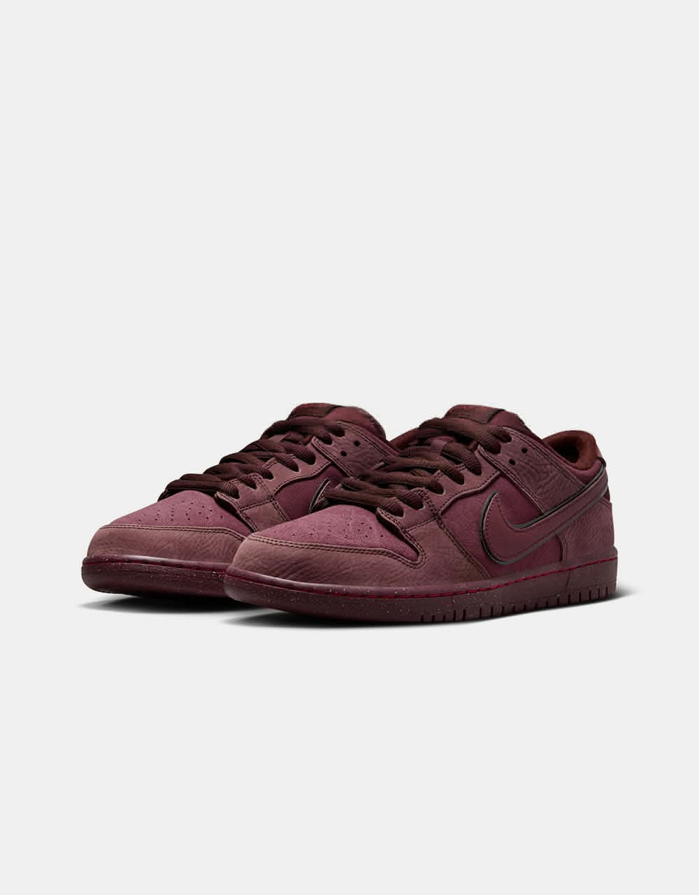 Nike SB 'City of Love' Dunk Low Premium Skate Shoes - Burgundy Crush/Dk Team Red-Earth-Dk Pony-Univ Red-Earth - Image 2
