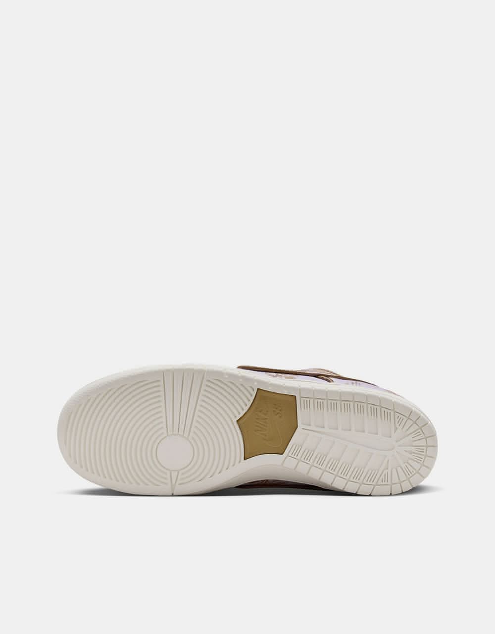 Nike SB 'City of Style' Dunk Low Pro Premium Skate Shoes - Football Grey/Coconut Milk-Khaki-Flt Gold-Sail-Dragon Red - Image 5