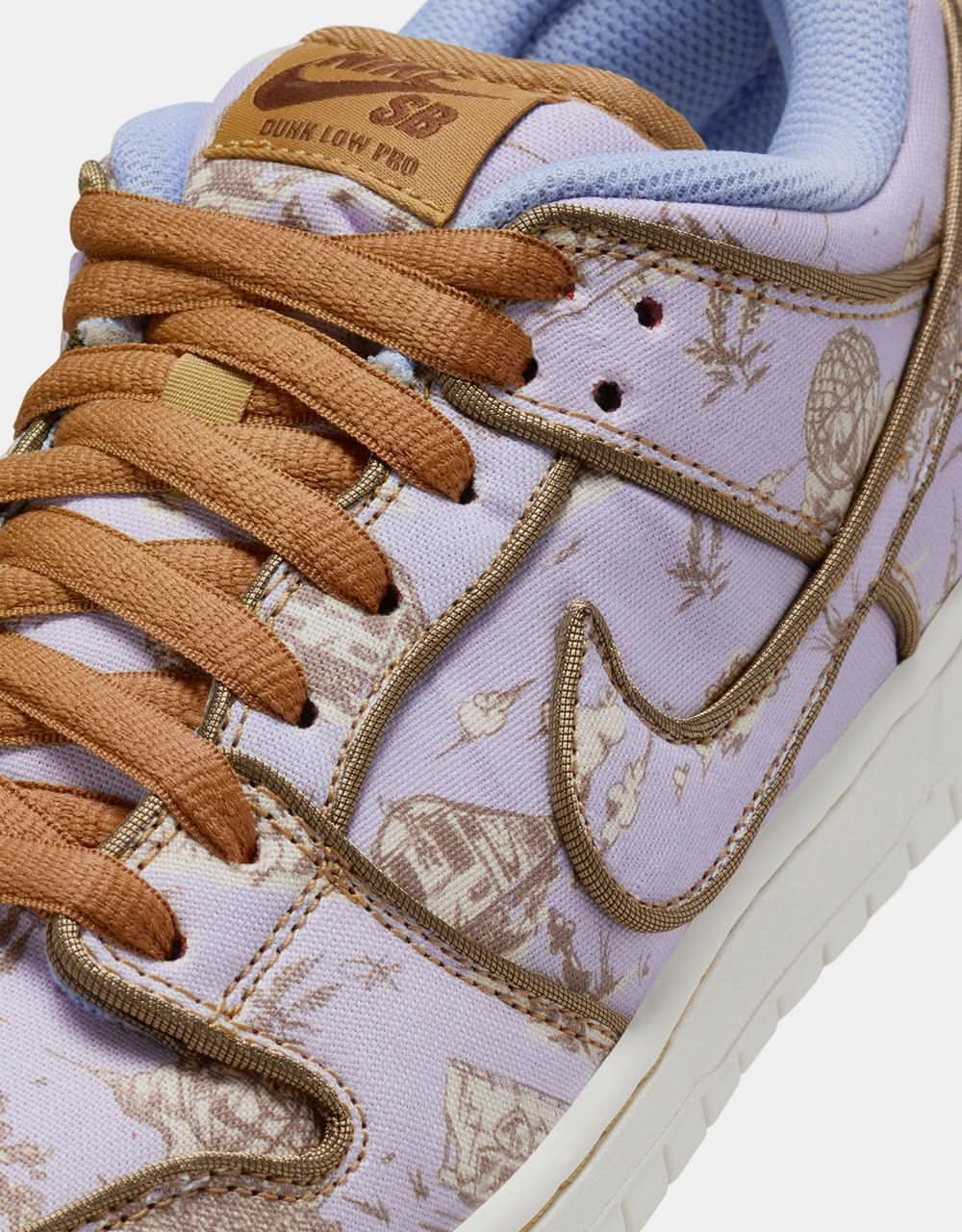 Nike SB 'City of Style' Dunk Low Pro Premium Skate Shoes - Football Grey/Coconut Milk-Khaki-Flt Gold-Sail-Dragon Red - Image 8
