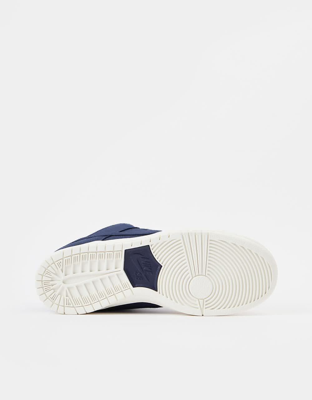 Nike SB Dunk Low Pro Premium Skate Shoes - Midnight Navy/Midnight Navy-Desert - Image 5