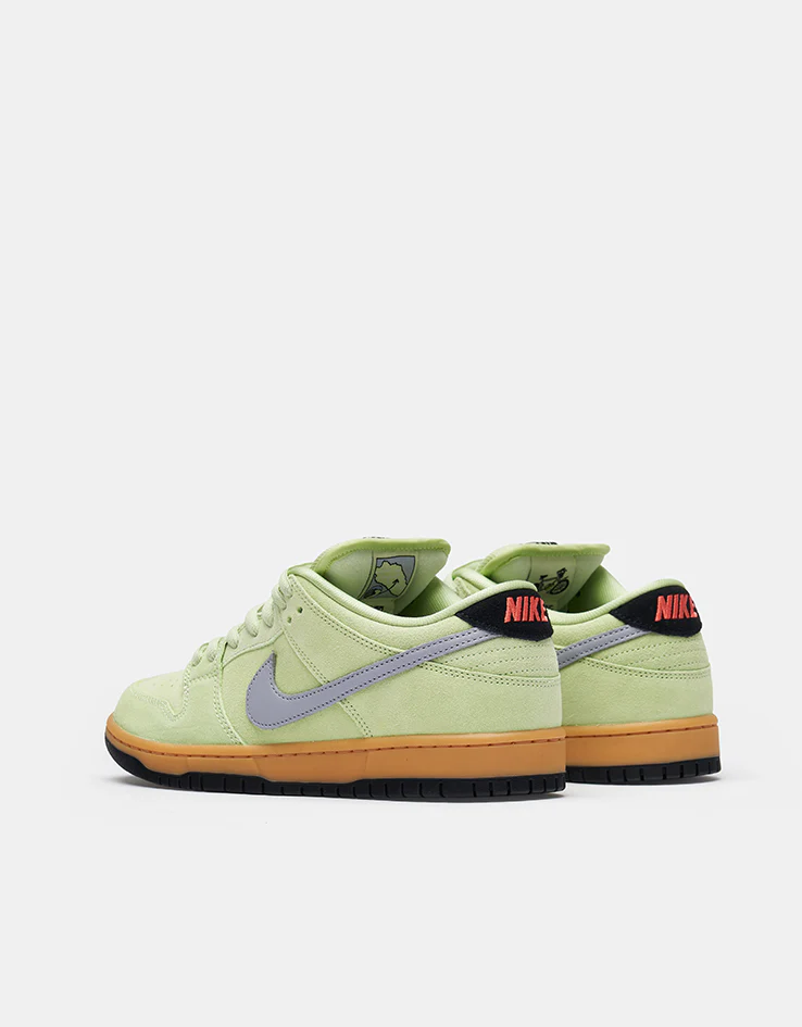 Nike SB Dunk Low Pro Premium Skate Shoes - Pistachio Frost/Wolf Grey-Black - Image 4