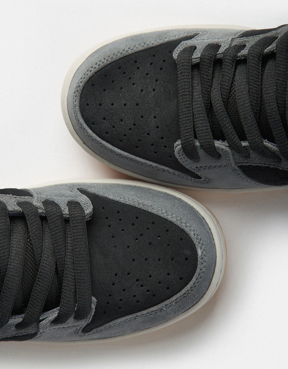 Nike SB Dunk Low Pro Skate Shoes - Dk Smoke Grey/Black-Smoke Grey - Image 7